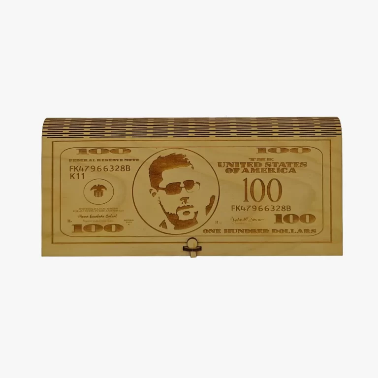 Pinigų vokas iš faneros su graviruotu žmogaus veidu – pjovimo ir graviravimo lazeriu paslauga pagal individualų dizainą