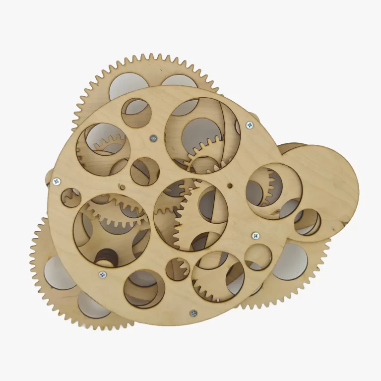 Lazeriu pjautos tikslios faneros detalės – skriemuliai pagal individualius techninius brėžinius