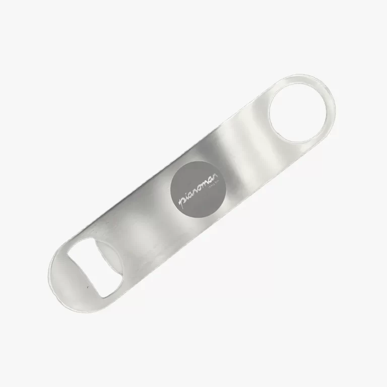 Graviruotas metalinis atidarytuvas su įmonės logotipu – lazerinis metalo graviravimas Vilniuje verslo dovanoms ir reklamai