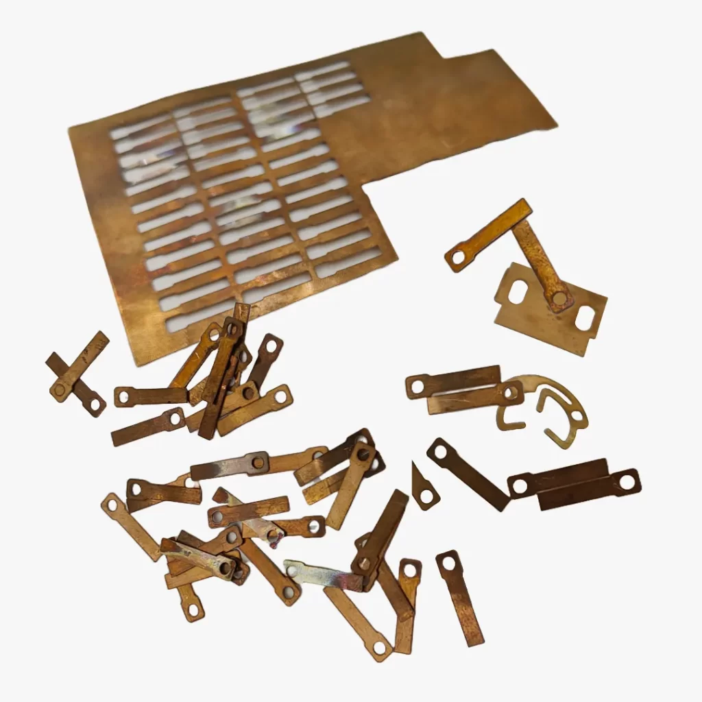 Lazeriu išpjautos bronzos detalės – pjovimo ir graviravimo lazeriu paslauga