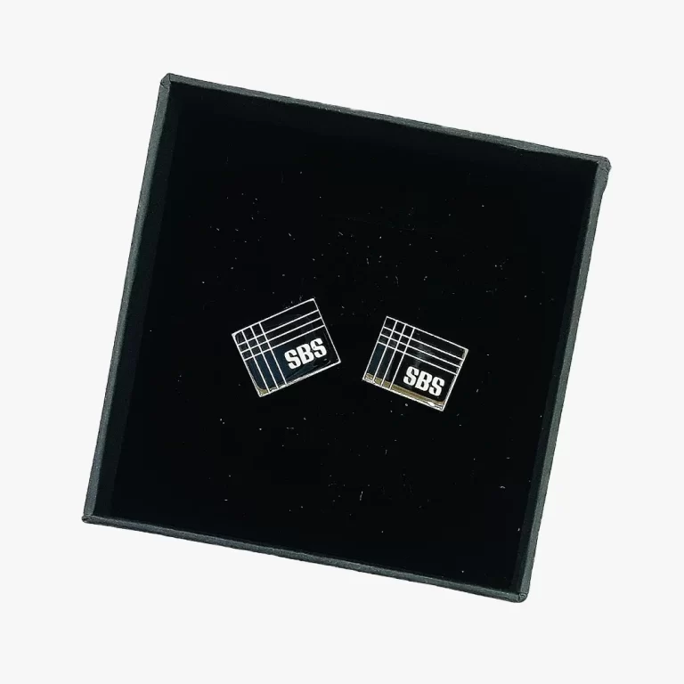 Graviruotos sąsagos – lazerinis papuošalų graviravimas ir nestandartiniai sprendimai