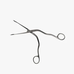 Medicinos įrankio markiravimas lazeriu ant metalo – tikslus graviravimas.