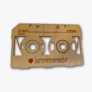 Graviruotas medinis apdovanojimas medalis su individualiu tekstu, skirtas sporto varžyboms ar renginiams